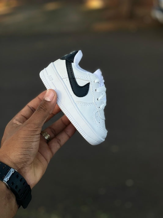 NIKE AIR FORCE BABY BRANCO/PRETO