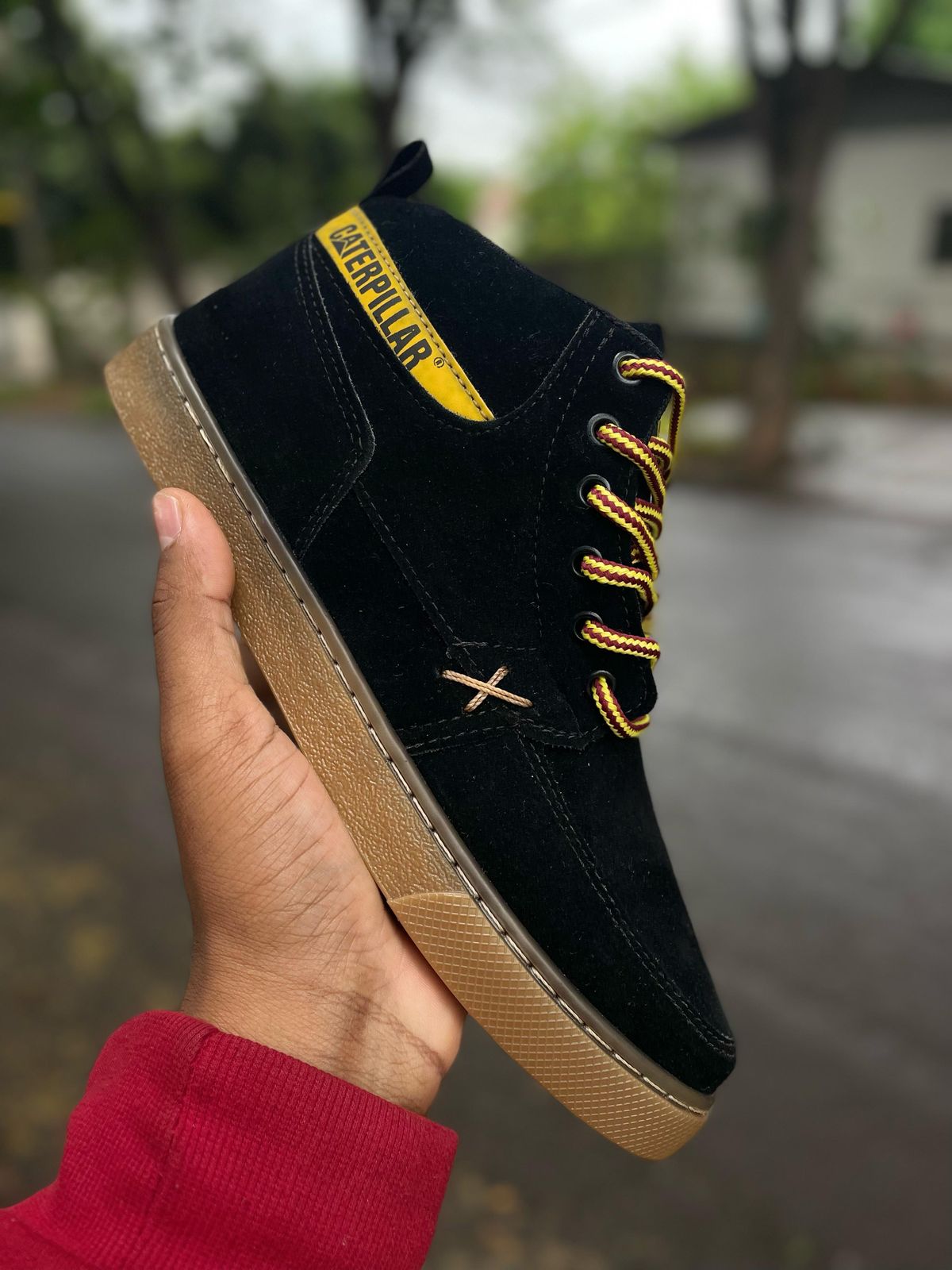 COTURNO CATERPILLAR PRETO