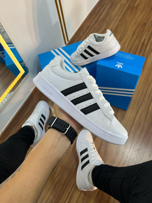 ADIDAS SPACE BRANCO