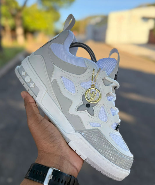 LOUIS VUITTON BRANCO/ CINZA IMPORTADO