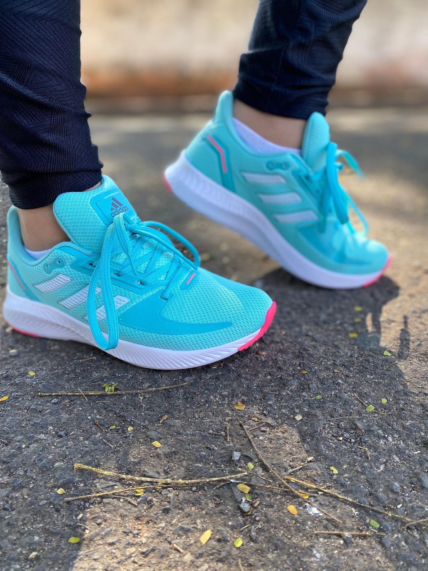 ADIDAS FALCON AZUL